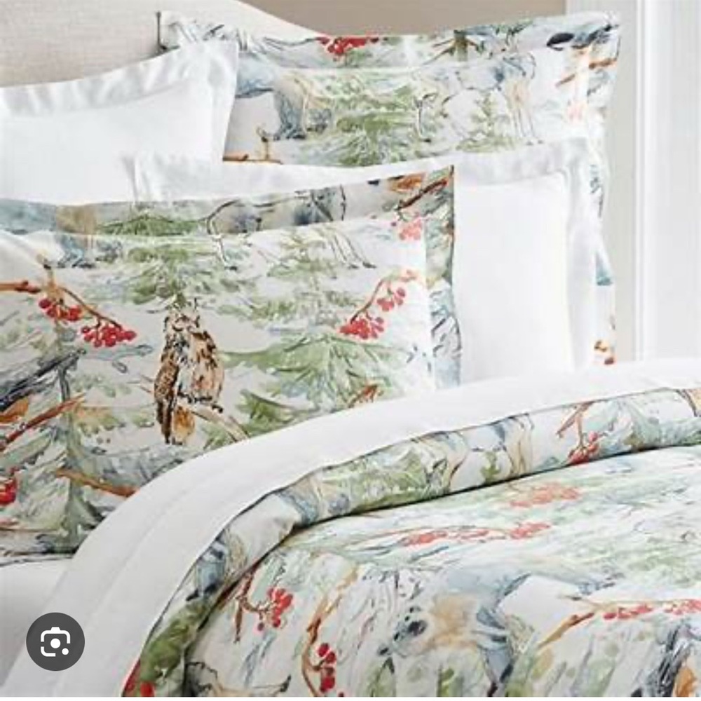 Floral Patterned Bedding Set